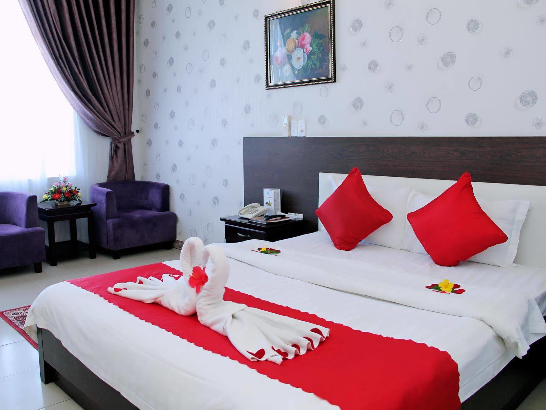 Lion Sea Hotel 응우하인선군 외부 사진